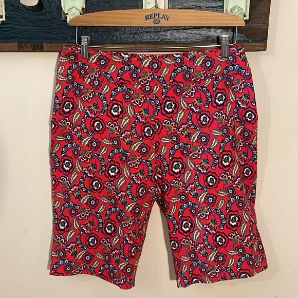 2/$18 Zac & Rachel Red Hibiscus Bermuda Shorts Size Large - Picture 4 of 12